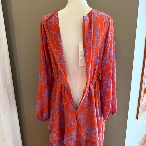 NWT Dokotoo Women's Bohemian Floral Flowy Dress, V- Neck, Size Medium - Picture 5 of 15